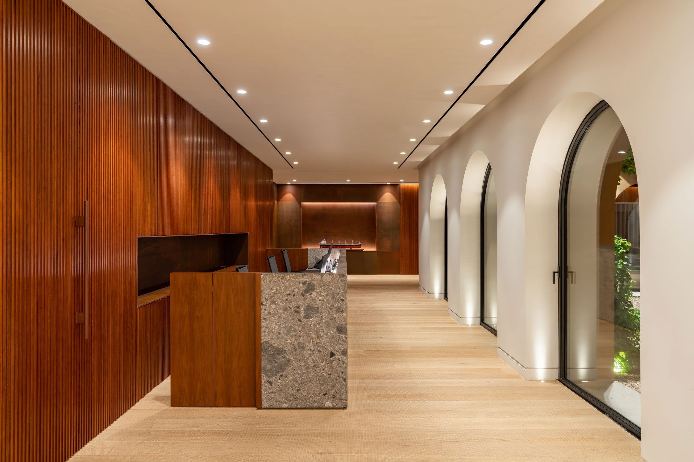 Регулируемый светодиодный прожектор Deltalight Deep Ringo ARCH-00142023