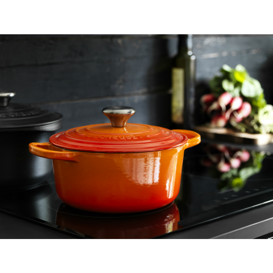 Кастрюля чугунная Le Creuset, Ø22 см, оранжевая 21177220902430 - Вид №1