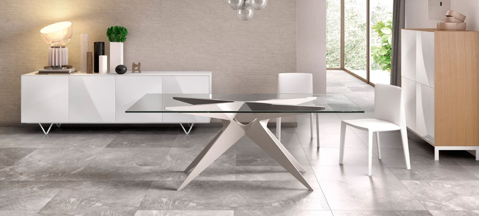 044787 Стол обеденный Mobenia Okapi Santreyd 