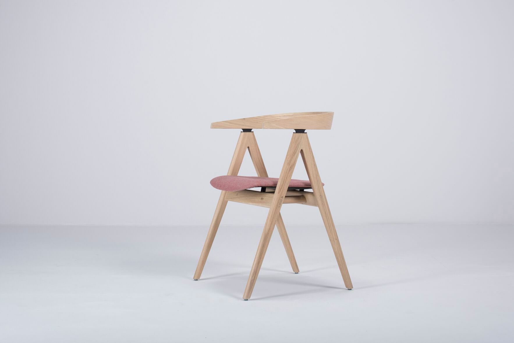 Мягкий стул с открытой спинкой Gazzda Ava ARCH-00071806 - Вид №4