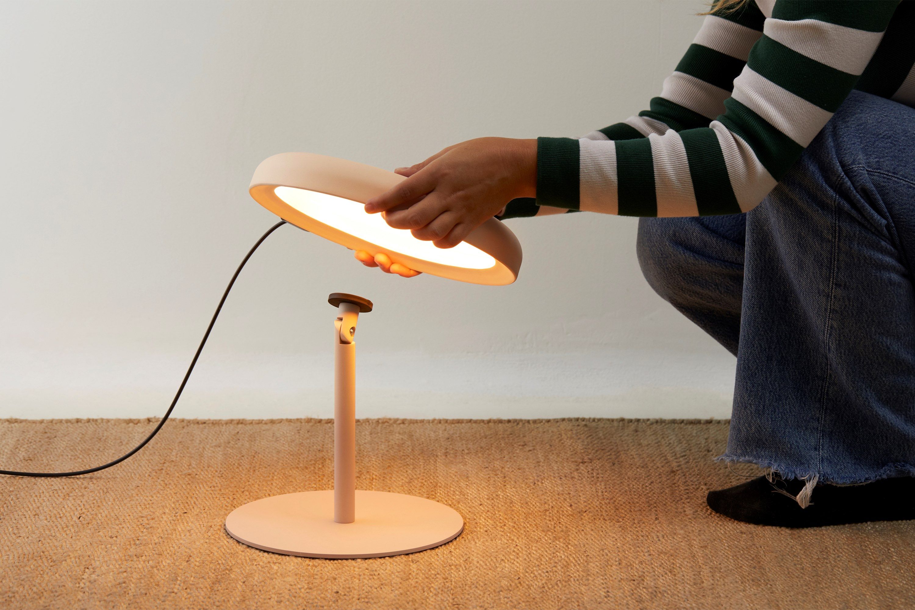 Регулируемая светодиодная настольная лампа Estiluz Mood ARCH-00024705 - Вид №1