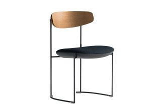 Металлический стул с открытой спинкой