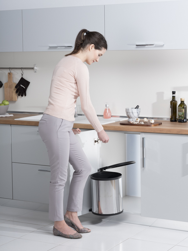 Ведро для мусора на дверцу шкафа Delta 350/11 Black NAVAKO 10002 - Вид №3