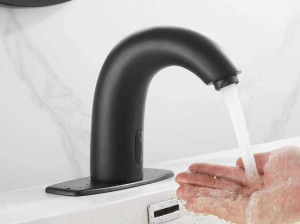 Однорычажный инфракрасный смеситель для раковины со сливом