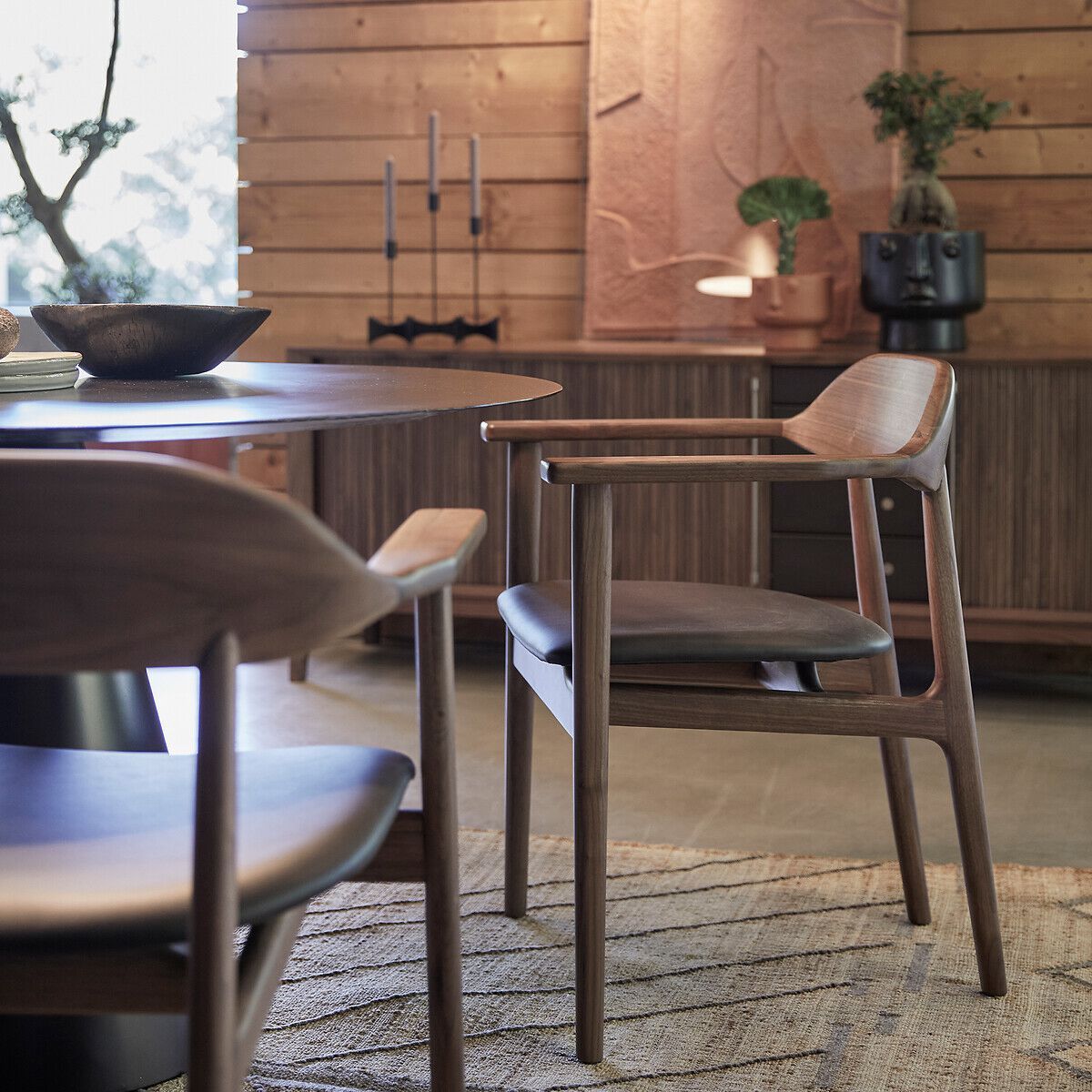 Кресло из грецкого ореха и кожи с подлокотниками AMPM ARIÉ ARCH-00112992 - Вид №5